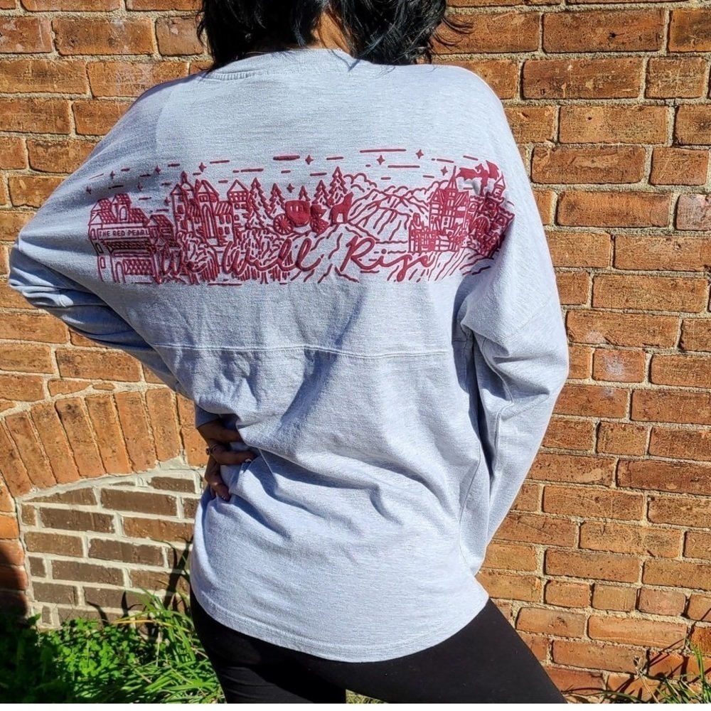 New Blissfully Bookish Blood and Ash Graphic Game Day Jersey Top Gray NWOT